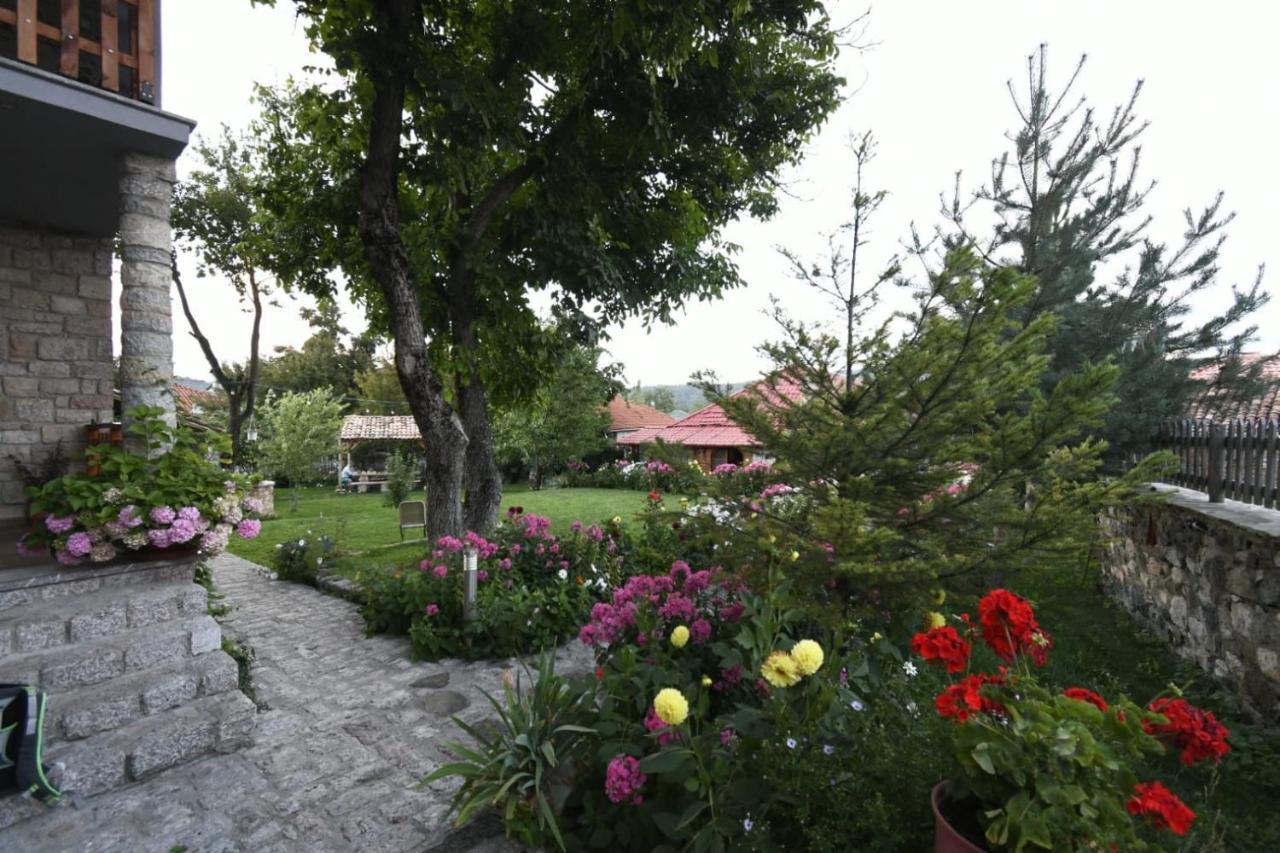 Bujtina Shkodrani Bed & Breakfast Voskopojë Dış mekan fotoğraf