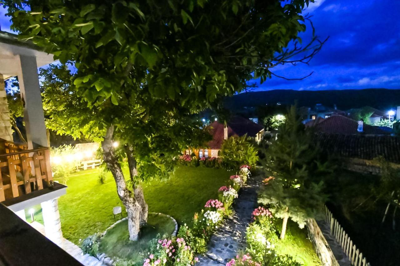 Bujtina Shkodrani Bed & Breakfast Voskopojë Dış mekan fotoğraf